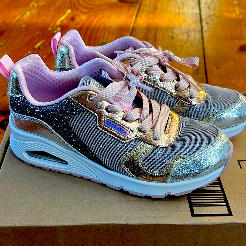 Skechers memory foam platform sneakers